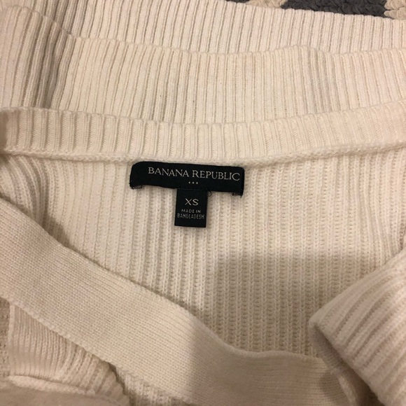 BR keyhole sweater - size xs - Picture 3 of 3